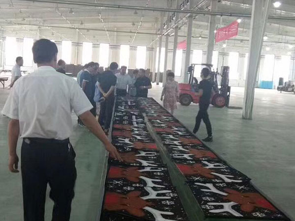 太仓龙铁风机应用于新疆海鹰集团地毯设备